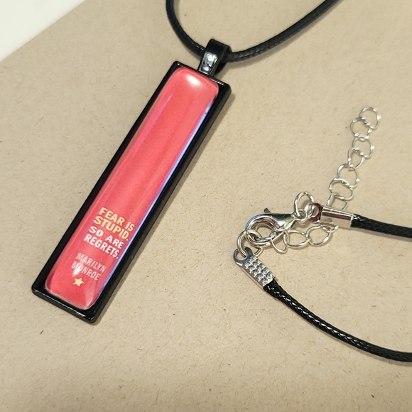 Marilyn Monroe Quote Vertical Pendant Necklace - Picture 4 of 9
